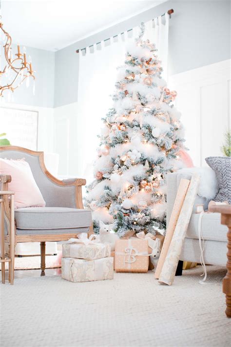I spaced these around the tree and added in some glittery gold ornaments that we had on our tree in previous years. 50 Best Inspiring Christmas Tree Decorating Ideas