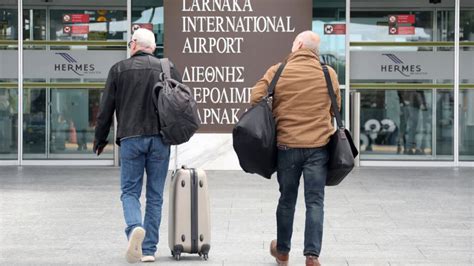 Έτσι μπορούν τα ανύπαντρα ζευγάρια να εξασφαλίσουν το Cyprus Flight