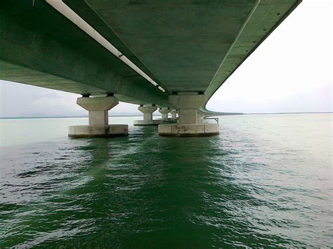 Jambatan ini menghubungkan gelugor dengan seberang perai yang terletak di tanah besar. Haruan Sakit: Trip ke 2 memancing di jambatan Pulau Pinang ...
