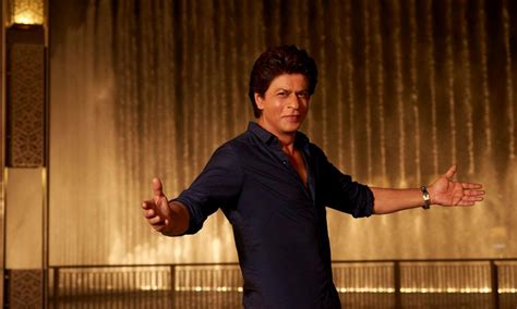 Say What Shah Rukh Khans Iconic Pose Was Invented By Accident Watch Video Cineblitz