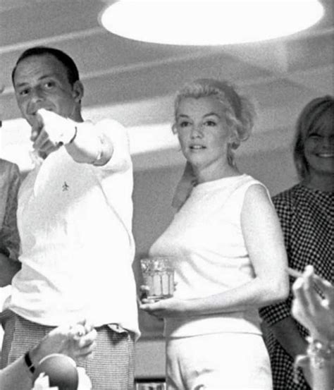 Marilyn Monroe And Frank Sinatra Marilyn Monroe Photos Frank Sinatra Sinatra