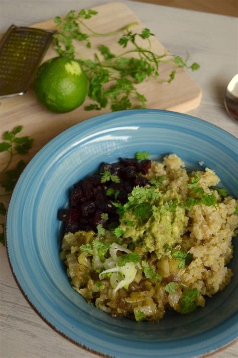 Le fenouil commun est une plante bisannuelle ou vivace, cultivée pour le renflement bulbeux et charnu. Bol quinoa, betterave et fenouil caramélisé | Cuisine ...