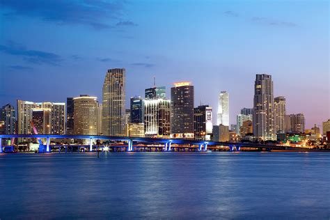The Twinkling Night View Of The Downtown Miami Skyline Is The Best Kind