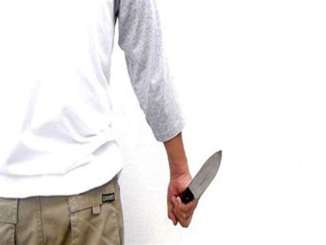 Özlem Sona Eriyor! Rüyada Bıçak Görmek Ne Anlama Gelir?