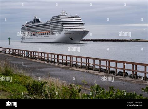 Cruise Ship Entering Durban Harbour January 2023 Stock Photo Alamy