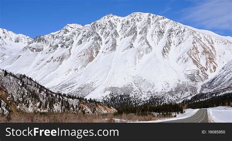 1 Rainbow Mountain Alaska Range Free Stock Photos Stockfreeimages