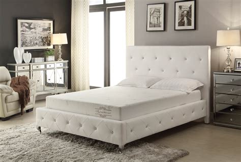 Ac Pacific White Modern Crystal Tufted Queen Bed