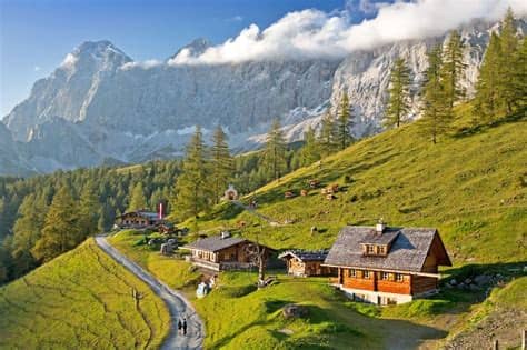 The perfect place for big and small skiers. Brandalm am Dachstein, Appartements Brandhof Ramsau