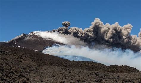 A video of the volcano spewing hot lava has gone viral. Italy volcano: Etna and Stromboli volcanos burst into life ...