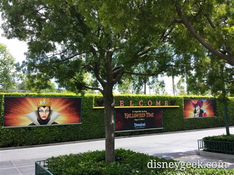 Halloweentime Has Arrived At Disneyland Mickey And Friends Tram Stop