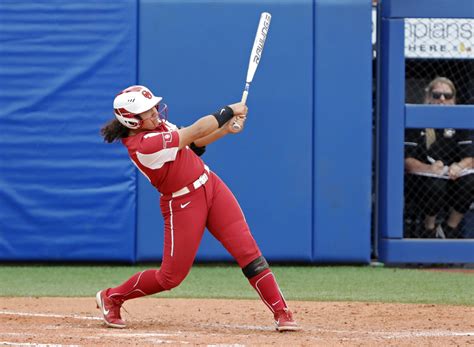 Oklahomas Jocelyn Alo Earns National Player Of The Week From The Nfca