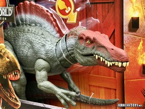 Jurassic World Legacy Collection Spinosaurus Extreme Chompin Dinosaur