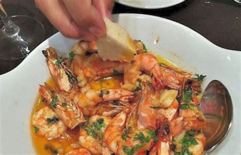 Serve This Delicious Portuguese Shrimp With Dipping Sauce Camarão Com Molho With Fresh Crusty