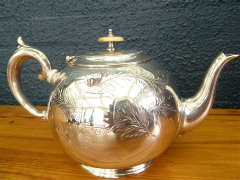 Sheffield Electro Plate Silver Plated Teapot With Cover In Bone