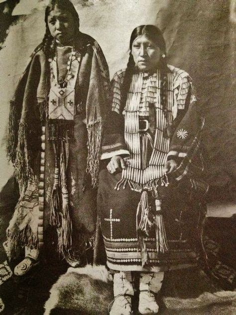 what did cheyenne indians wear two northern cheyenne indian women native american indians