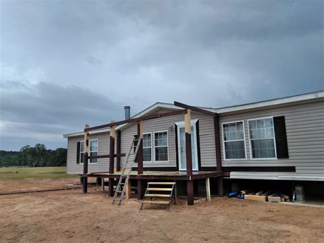 This is the monroe roofing contractor directory at roof.info. Gunn's Roofing And Mobile Home Repairs LLC - Grayson, LA ...