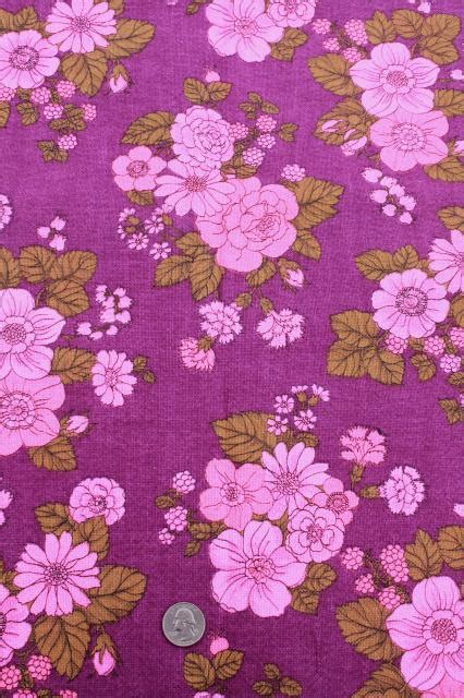 70s vintage print fabric retro magenta pink flowers on raspberry purple linen weave cotton fabric