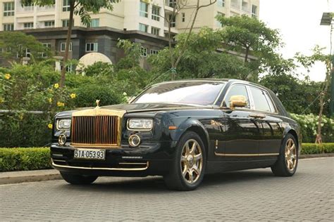 Super Car Rolls Royce Phantom 24k Gold Plated Dragon Edition In Vietnam