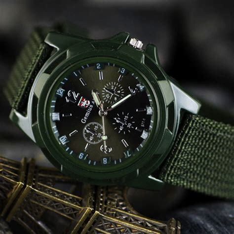 2017 new famous brand men quartz watch army soldier military canvas strap fabric analog wrist