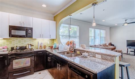 Virtually tour a variety of one bedroom apartments to figure out which layout aligns with your living needs. Deco '39 Luxury Apartments Gainesville Fl - 1 Bedroom/1 ...