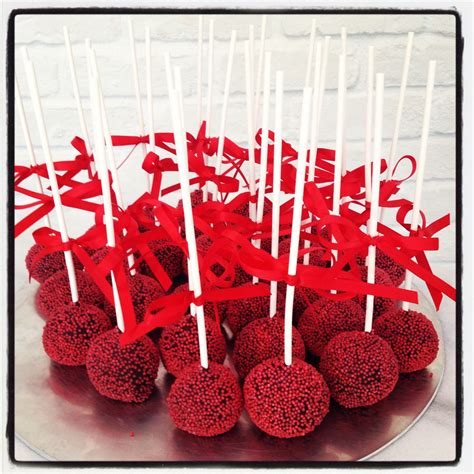 There are 2713 christmas cake pop for sale on etsy, and they cost $26.33 on average. Christmas cake pops | Christmas cake pops, Christmas snacks, Christmas cake