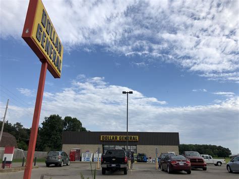 Dollar General's rapid rural Michigan expansion doesn't always excite