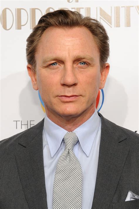 The most famous male ashley i know of was from gone with the wind, but the tv how castle used a male [twitches cape over shoulder and walks away into the night with an indulgent but slightly the different spelling of the last vowel is just historical spelling with no impact on pronunciation. Famous Pisces: Celebrities with Pisces star sign : Photo ...