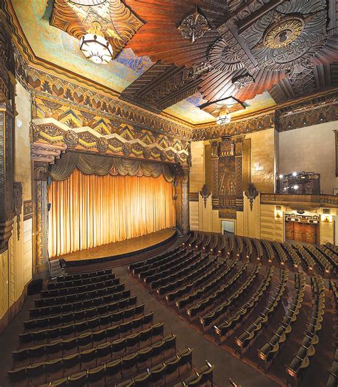 The Warner Grand Theatre A Gem From The Golden Age Of Cinema Easy