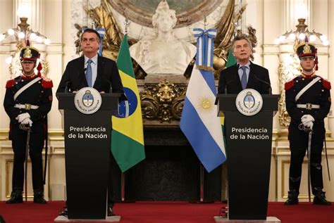 세금 설정 및 vat를 포함시켜야 하는 국가에 대해 자세히 알아보세요. "남미 단일통화 만들자"…브라질 대통령 아르헨티나 방문서 제의 ...