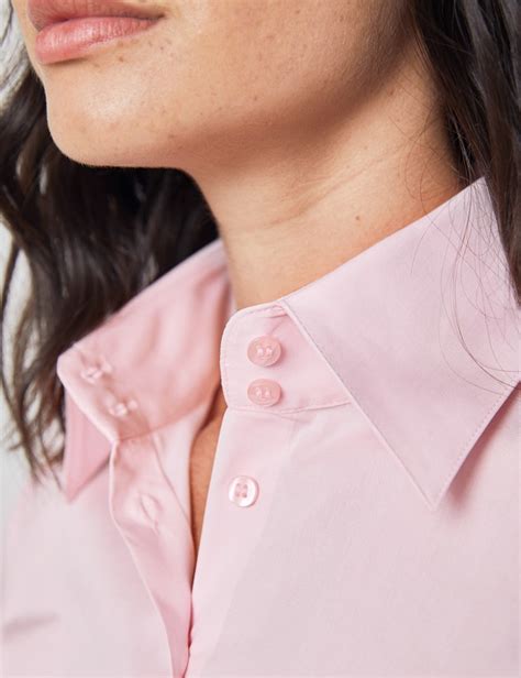 Womens Fitted Shirt With High Long Collar And Single Cuff In Light