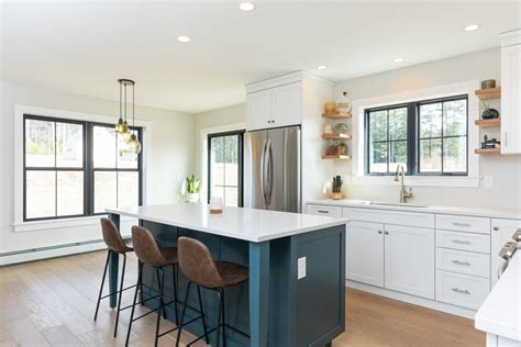 Kitchen encounters is a premier kitchen and bathroom cabinetry store offering quality cabinetry, vanities, stone and fabricated countertops, flooring, and window treatments. 3 Bedroom Farmhouse Custom Cape - Farmhouse - Kitchen ...