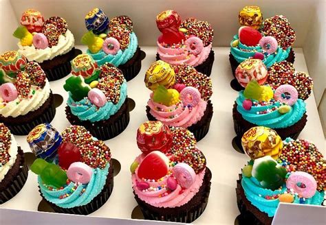 I Made These Chocolate Cupcakes Loaded With Lollies For My Sons School