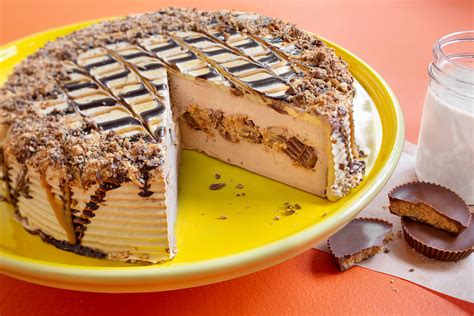 Ice cream cakes are reserved for your toddler?s birthday. Reese's Ice Cream Cake Exists, So Start Running to the ...