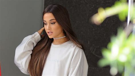 Ariana Grande Shows Off Her Naturally Curly Hair At Home Vogue