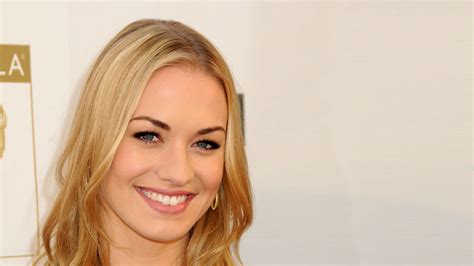 Wallpaper Id X Girls Yvonne Strahovski Art Yvonne P Hot Women Hd