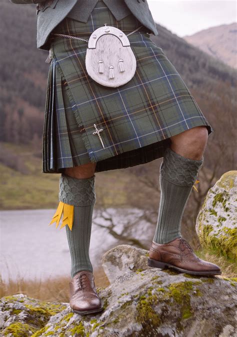 traditional 8 yard pure wool scottish kilt kilt society™