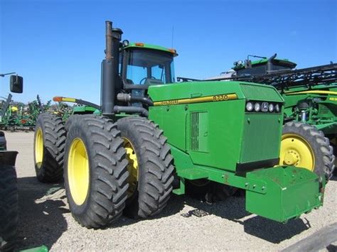 John Deere 8770 Tractor