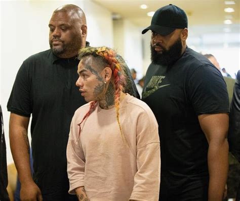 Tekashi 6ix9ine A Wanted Man In Houston Failing To Appear In Court