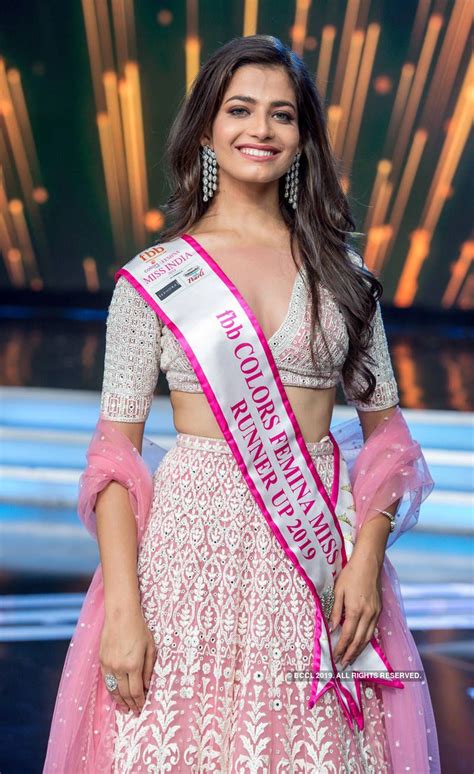Rajasthan Girl Suman Rao Crowned Fbb Colors Femina Miss India World