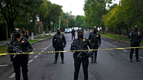 Mexico Police Chief Shot In Possible Assassination Attempt The New