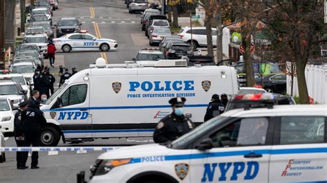 Two Us Marshals Shot In The Bronx In Confrontation With Suspect In