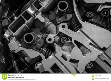 Mecanismo Del Motor En Un Coche Moderno Foto De Archivo Imagen De