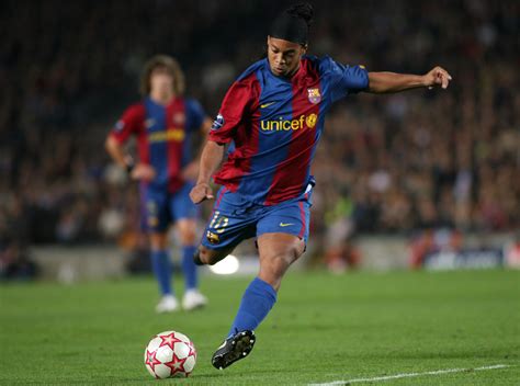Os Gols Mais Espetaculares De Ronaldinho Pelo Barça Fc Barcelona