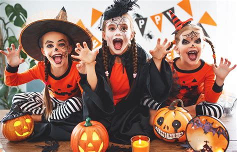 How Do People Children And Adults Celebrate Halloween International