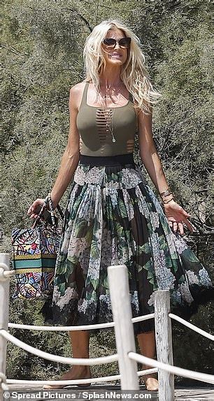 Victoria Silvstedt 45 Puts On A Busty Display In Tiny Crop Top Paired