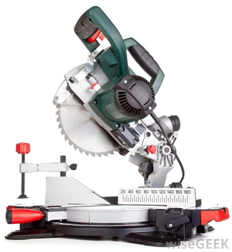 What Are The Different Types Of Woodworking Power Tools