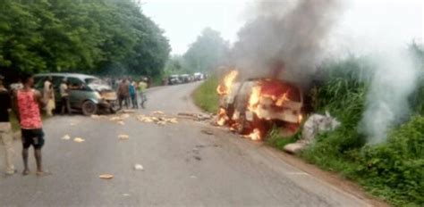 13 Passengers Burnt To Death In Enugu Auto Crash