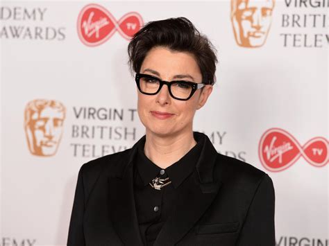 Bafta Tv Awards Host Sue Perkins Lambasts Tv Industry Sexism The