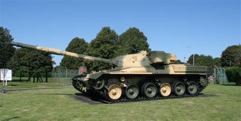File:Chieftain tank outside Ashchurch depot.jpg - Wikimedia Commons