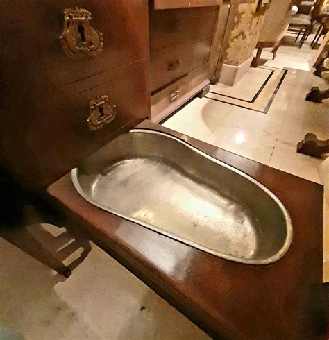 Antique Travel Toilet From The End Of The 18th Century Anticswiss